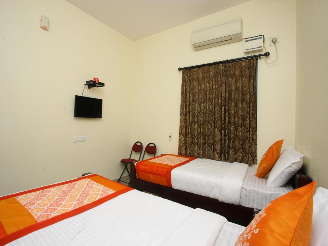 Oyo 10465 Koyambedu Chennai Hotel Ngoại thất bức ảnh
